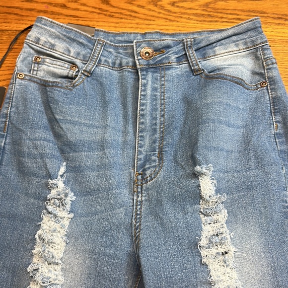 NWT ! B.O.B. Jeans 11/12 distressed, skinny - Picture 5 of 9